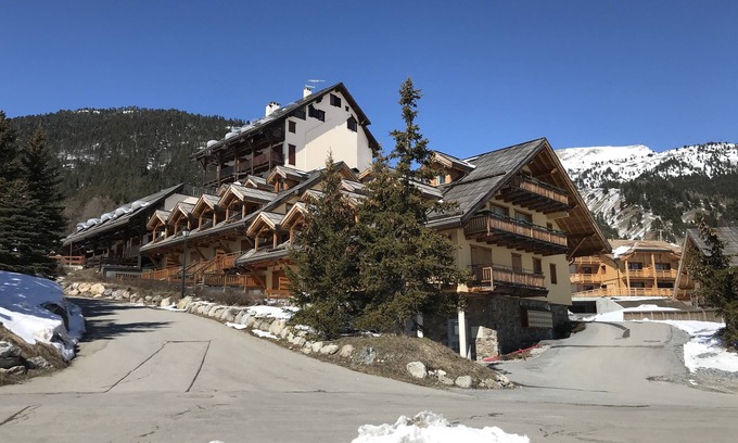 Montgenevre Apartment | Studio 28 M² Mountain corner Balcony Terrace Ski area