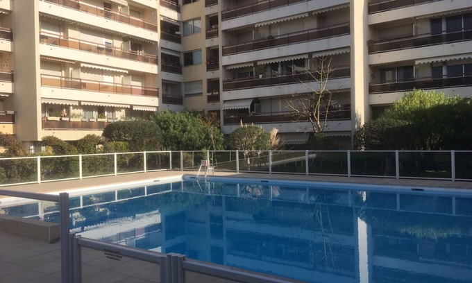 Beaulieu-sur-Mer Apartment | Studio 31m2 terrace, pool in Beaulieu sur Mer