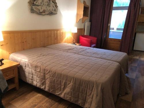 Brides-les-Bains Apartment | Studio 4 pers avec balcon, parking et wifi - Proche thermes et centre de Brides-les-Bains - FR-1-512-171