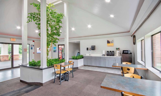 Georgetown Hotel | Studio 6 Georgetown, KY – Lexington North