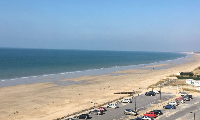 Donville-les-Bains Apartment | STUDIO A LA PLAGE to be refurbished in 2020