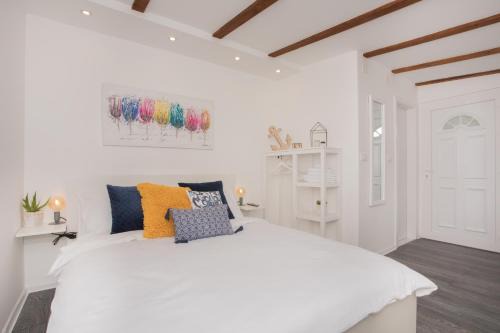Skradin Apartment | Studio Apartment Škatula