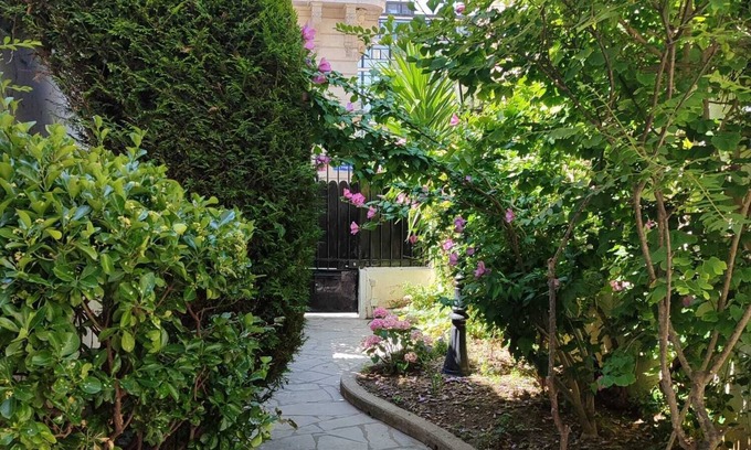 16th Arrondissement Apartment | Studio Auteuil-mozart Paris 16