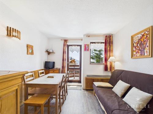 La Rosiere Apartment | Studio cabine 4/5 pers, balcon exposé sud, à 50m des pistes, parking inclus - FR-1-398-513