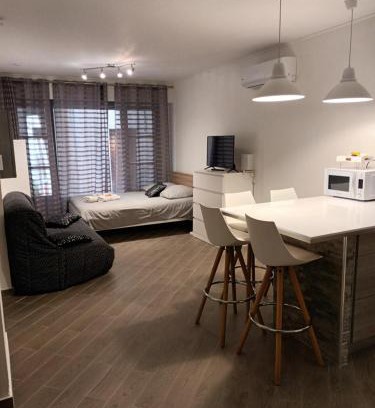 Castellane Apartment | Studio Centre ville Castellane