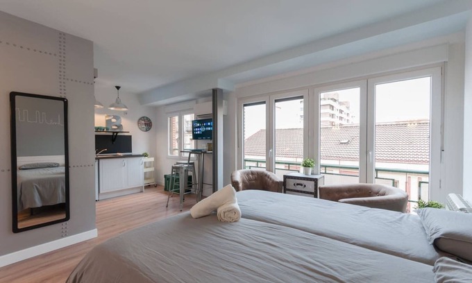 Atocha Apartment | -***Studio City Centre-Atocha-Delicias-WiFi,A/C***