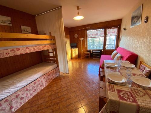 Le Chinaillon Apartment | Studio confortable au centre du Chinaillon, proche commerces et pistes, avec ménage inclus - FR-1-241-239