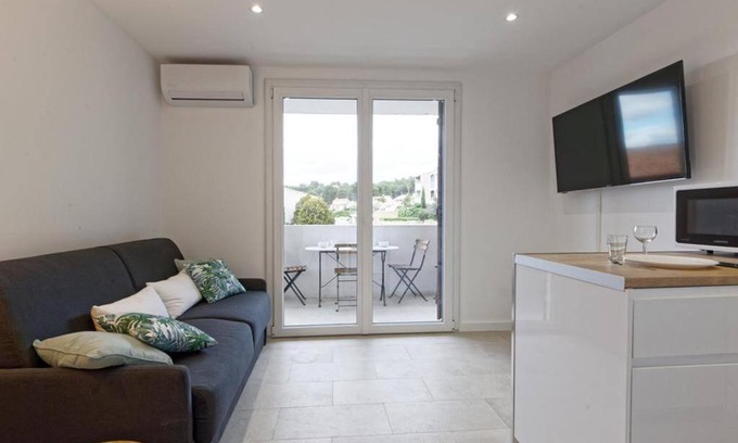 La Madrague Apartment | Studio Cosy Aigues Marines