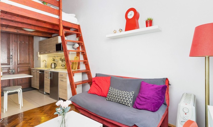Stradom Apartment | Studio Cracow Boguslawskiego by Renters