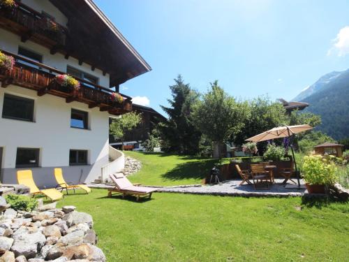 Pettneu am Arlberg Apartment | Studio Eisenspitze by Interhome