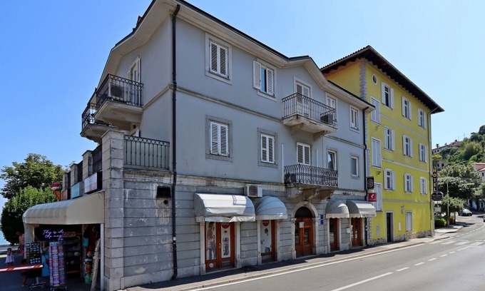 Ika Apartment | Studio flat near beach Ika, Opatija (AS-24589-b)