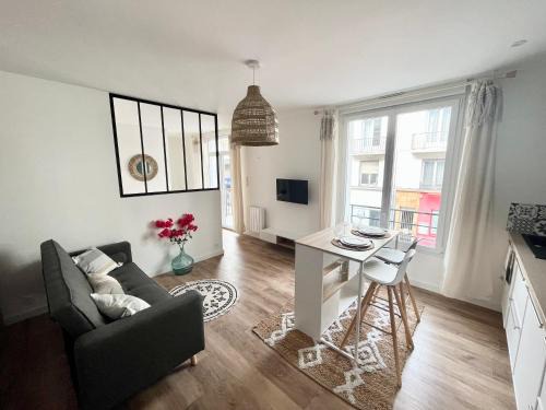 Lorient Apartment | STUDIO IBIZA - HYPER CENTRE LORIENT