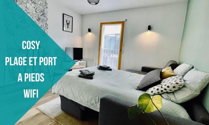 Camaret-sur-Mer Apartment | Studio le homard bleu