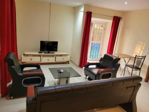 Malabo Apartment | Studio moderne meublé à Caracolas - Malabo