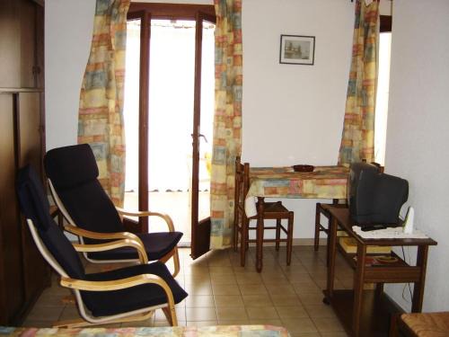 Amelie-les-Bains-Palalda Apartment | Studio n°4 agréable avec terrasse, bien situé