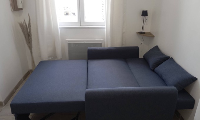 Fecamp Apartment | Studio on the harbor