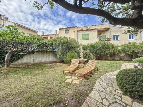 Saintes-Maries-de-la-Mer Apartment | Studio pour 2 à Saintes-Maries-de-la-Mer, proche plage et village, jardin calme - FR-1-475-161