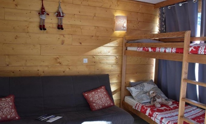 Montgenevre Apartment | Studio rénové pour 3 au centre de Montgenèvre avec parking - FR-1-266-166