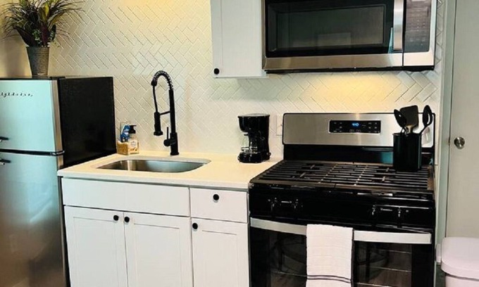 Kouts Apartment | Studio Unit in Kouts/Valparaiso 3