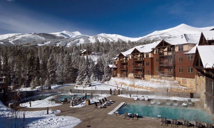 Four O'Clock Apartment | Studio w/1Bath Grand Timber Lodge condo in Breckenridge, CO (sleeps 4)