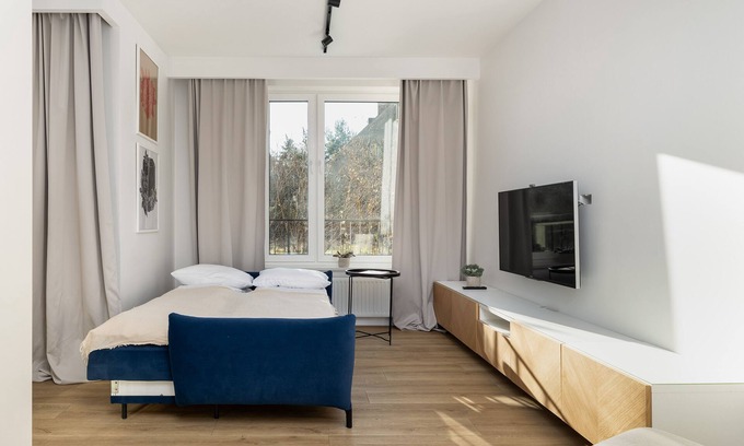 Stare Miasto District Apartment | Studio Winiarska With Parking by Renters