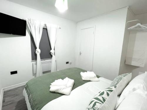 Tottenham Green Apartment | Studio with Bathroom and Kitchen 20 minutes from Central London