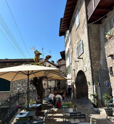 Limone sul Garda Apartment | Studios Al Castello dei Limoni