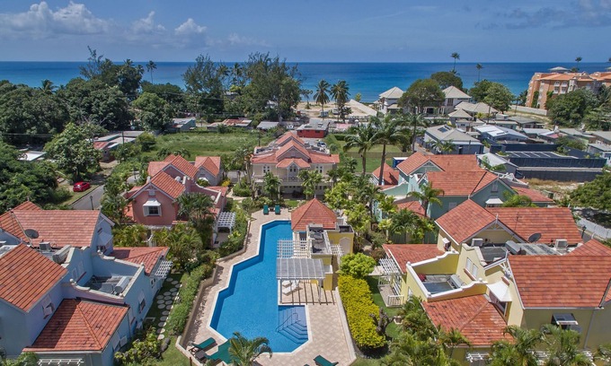 Little Battaleys Villa | Stunning 1 bedroom villa in paradise - 2 mins from beach