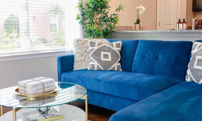 Norfolk Apartment | Stunning 2 BDRM Apartment in the Heart Of Norfolk!