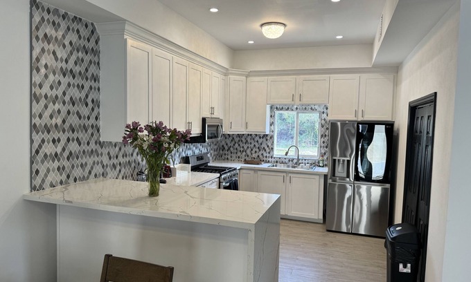 South Seas Estates House | Stunning 4-Bedroom Home