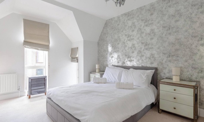 Clapton House | Stunning 4BD House, Clapton!
