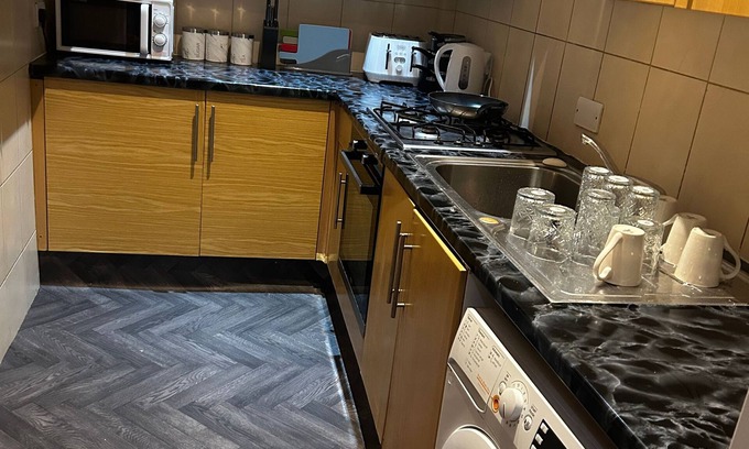 Manchester House | Stunning 4bedrooms Flat