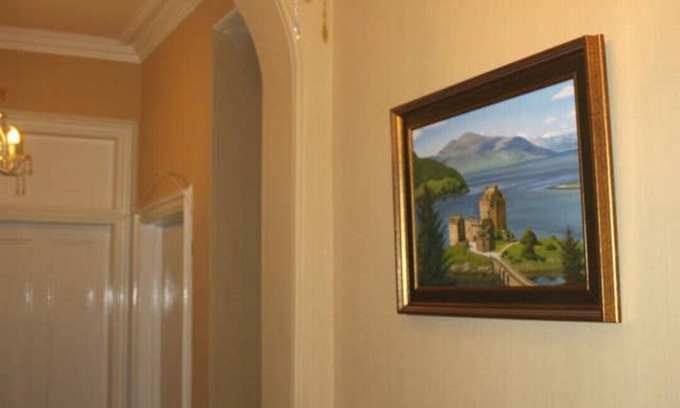 Laurieston Apartment | Stunning 5 bedroom top floor flat in traditional Edinburgh tenement.