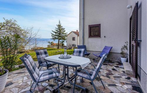 Opric Apartment | Stunning Apartment In Lovran With Wifi