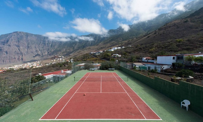 Tigaday Apartment | Stunning apartment with sea and mountain views, tennis, and WiFi