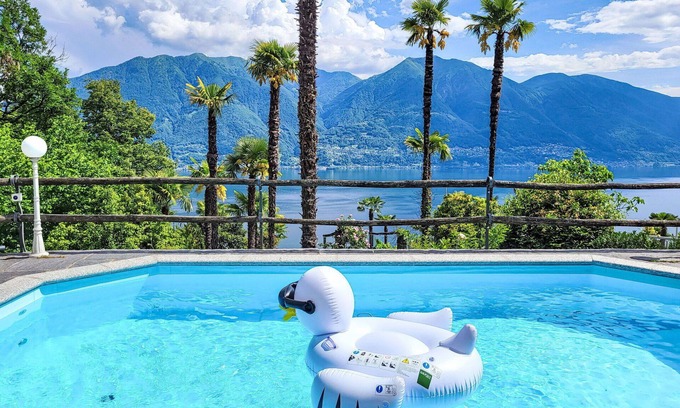 Brione sopra Minusio Villa | Stunning private villa with WIFI, private pool, TV, patio, pets allowed and panoramic view