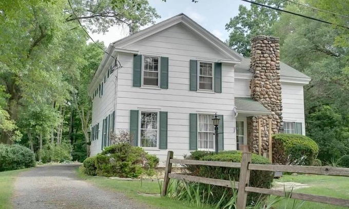 Trumansburg Other | Stunning Finger Lakes Farmhouse. Conveniently located near Ithaca.