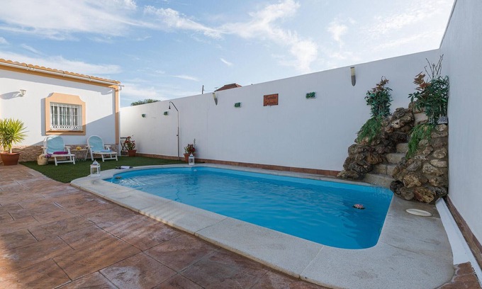 San Jose del Valle House | Stunning home in San Jose del Valle