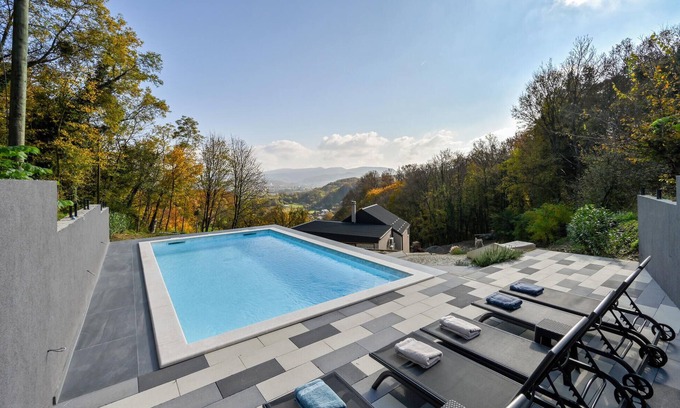 Marija Bistrica House | Stunning home in Marija Bistrica