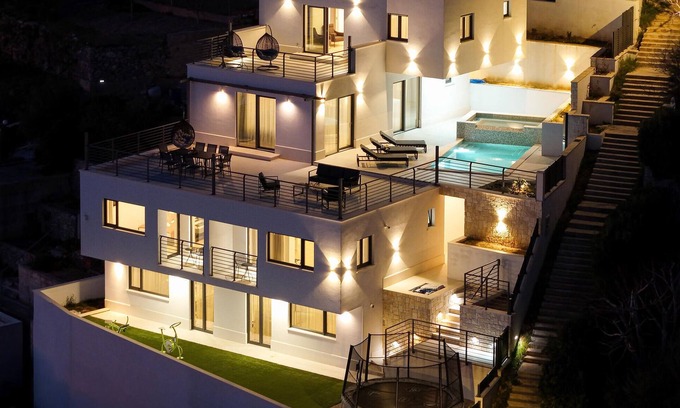 Celina House | Stunning home in Celina