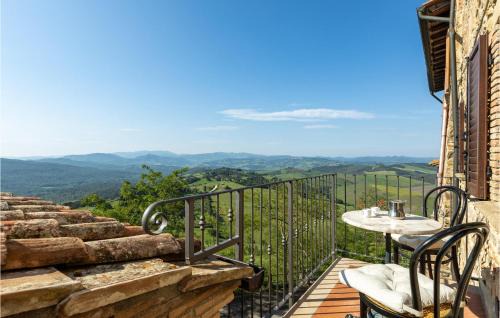 Mazzolla House | Stunning Home In Mazzolla With Wifi