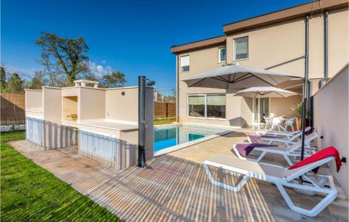 Marcana House | Stunning Home In Segotici