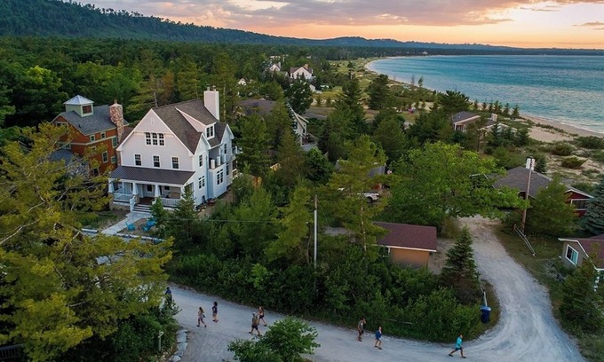 Glen Arbor House | Stunning home with views of Lake Michigan, steps from the beach and downtown
