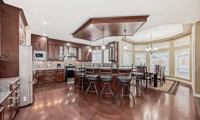 Symons Valley House | Stunning Luxury Home with Private Balcony & Double Garage
