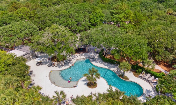 Ocean Point Condo | Stunning Ocean Views, Renovated Luxury Condo, Complex Pool