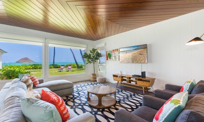 Lanikai House | Stunning Oceanfront Beach House w/AC & Mokulua Isle Views at Lanikai Oceanside