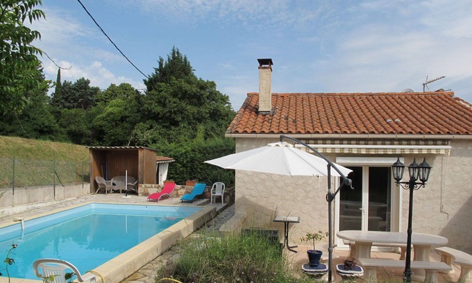 Saint-Paul-en-Foret House | Stunning private villa for 6 guests with WIFI, private pool, TV, terrace and parking