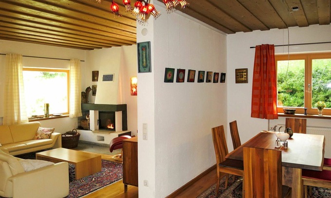 Haidmuhle House | Stunning private villa for 8 guests with WIFI, TV, terrace and parking