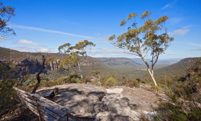 Blackheath House | Stunning Private Escarpment House and Property