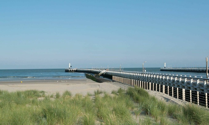 Koksijde House | Stunning private villa for 6 people with WIFI, pool, TV, terrace and parking
